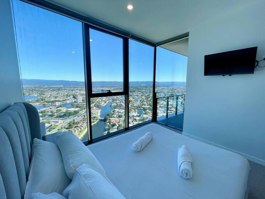 New Impressive 180° River View 1 Bed Apt With Pool 47F Leilighet Gold Coast Eksteriør bilde